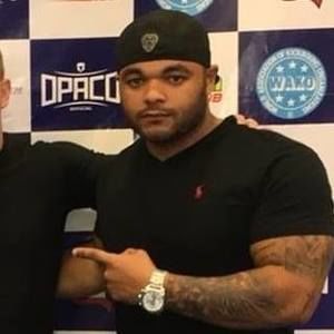 Meet your Posher, Zac